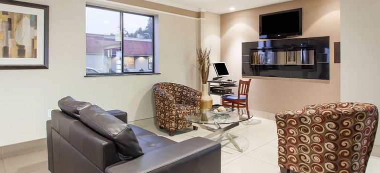 Hotel Super 8 By Wyndham Kamloops On The Hill Kamloops: Photo 