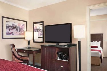 The Plaza Hotel, Trademark Collection By Wyndham Kamloops: Photo 