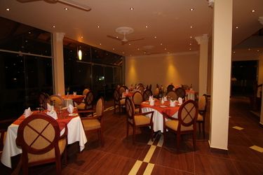 Hotel Serene Grand Kandy: Photo 