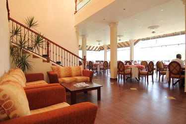 Hotel Serene Grand Kandy: Photo 