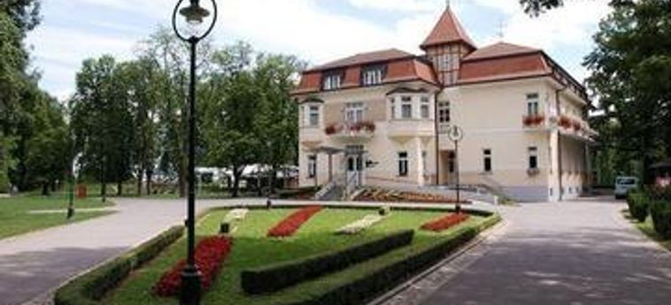 Hotel Korana Srakovcic:  KARLOVAC