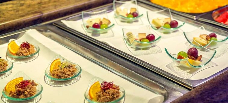 Spa Hotel Imperial:  KARLOVY VARY