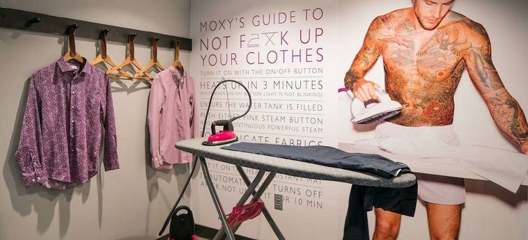Hotel Moxy Karlsruhe Karlsruhe: Foto 