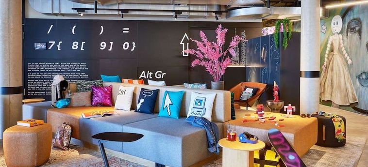 Hotel Moxy Karlsruhe Karlsruhe: Foto 