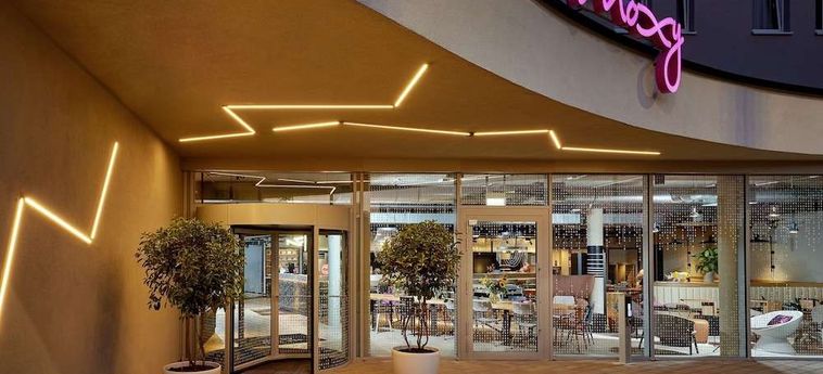 Hotel Moxy Karlsruhe Karlsruhe: Foto 