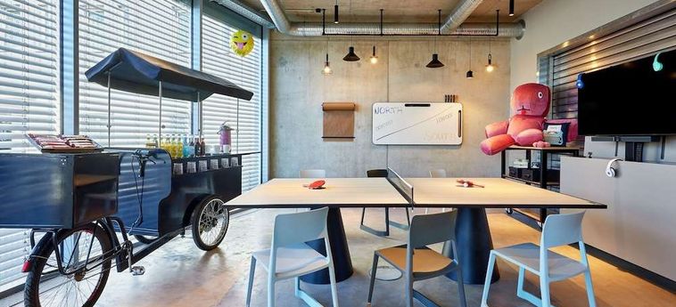 Hotel Moxy Karlsruhe Karlsruhe: Foto 
