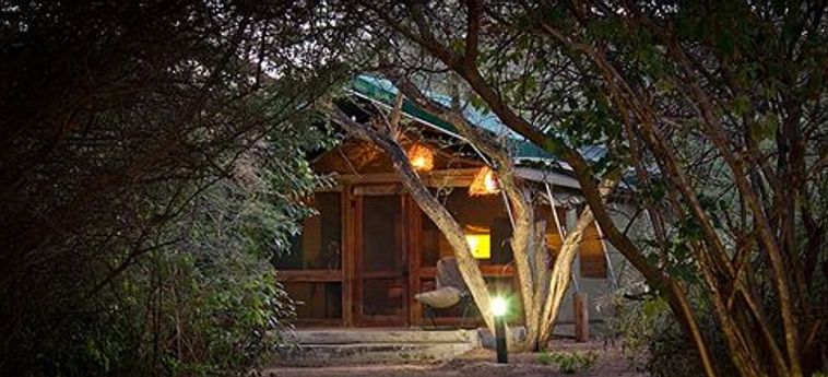 Hotel Elephant Valley Lodge:  KASANE