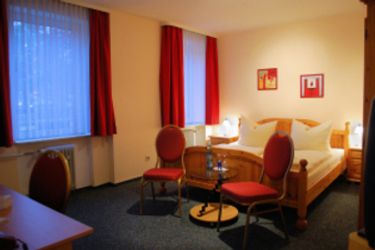 Hotel Deutscher Hof:  KASSEL