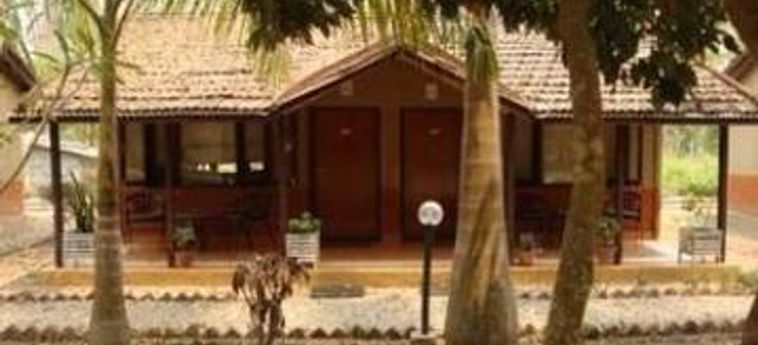 Hotel Safari Narayani Lodge:  KATHMANDU