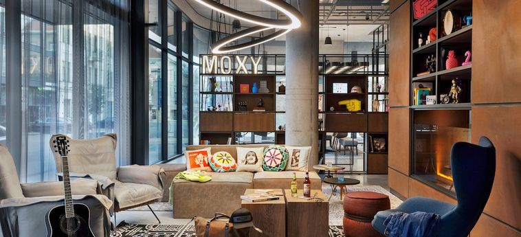 Hotel Moxy Kaunas Center Kaunas: Foto 