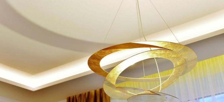 Luxury Central Apartment In Putvinskio Street Kaunas: Photo 