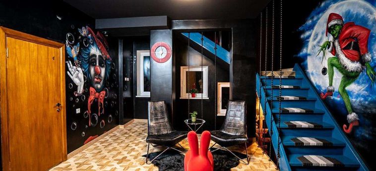 Hotel Very Bad Hootel Kaunas: Foto 