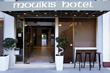 Hotel Mouikis:  KEFALONIA