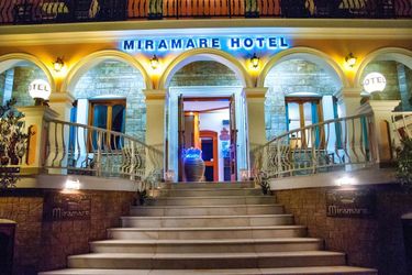 Hotel Miramare:  KEFALONIA