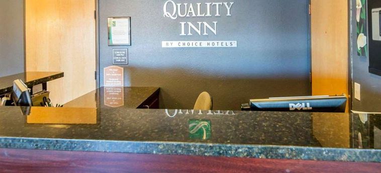 Hotel QUALITY INN