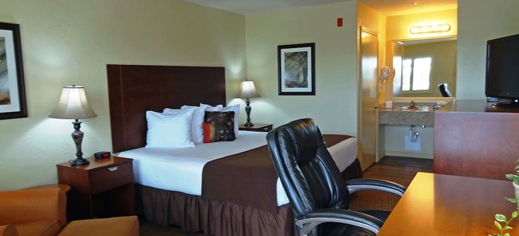 Hotel Kenedy Inn And Suites:  KENEDY (TX)
