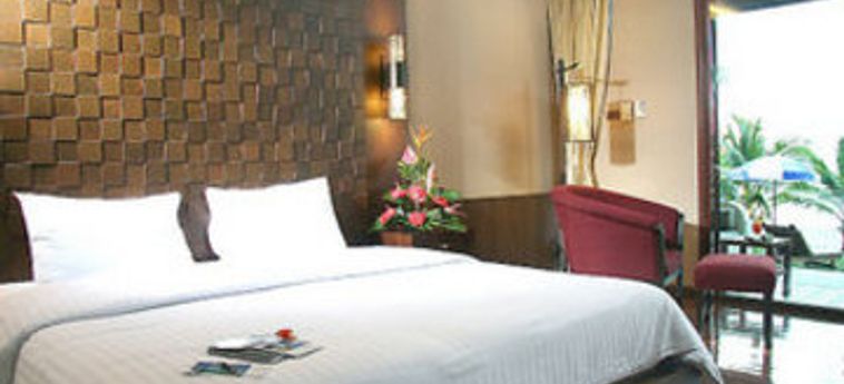 Hotel Khaolak Bayfront Resort:  KHAO LAK - LAM RU