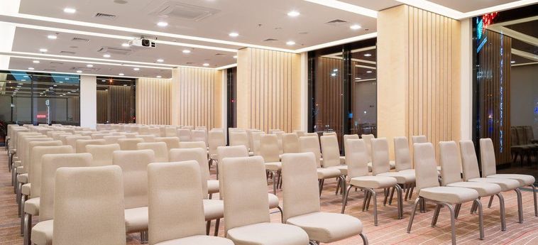 Sky Loft Hotel Kyiv By Rixwell Kiev: Foto 