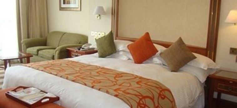 Kigali Serena Hotel:  KIGALI