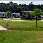 RED SHOES RV PARK AND CHALETS 2 Stars
