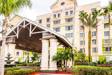 Hotel Comfort Suites Maingate East:  KISSIMMEE (FL)