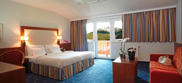 Hotel Rilano Resort Steinplatte:  KITZBUEHEL