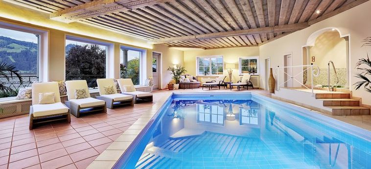 Hotel Tennerhof Luxury Chalets:  KITZBUEHEL
