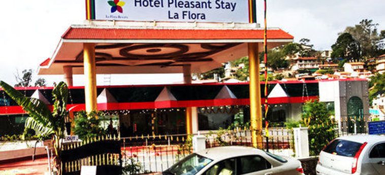 Hotel Pleasant Stay - La Flora:  KODAIKANAL