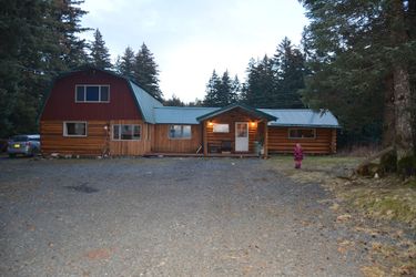9Th Wave Bed And Breakfast Kodiak (Ak): Photo 