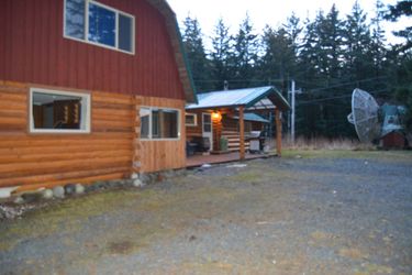 9Th Wave Bed And Breakfast Kodiak (Ak): Photo 