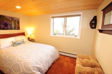 Cranky Crow Bed And Breakfast Kodiak (Ak): Photo 