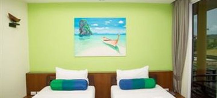 Hotel Ark Bar Beach Resort:  KOH SAMUI