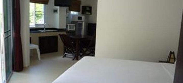Hotel Chaweng Noi Residence:  KOH SAMUI
