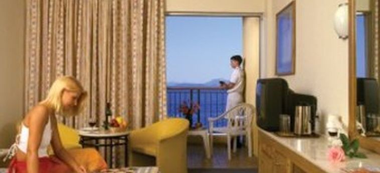 Hotel Atlantica Nissaki Beach:  KORFU