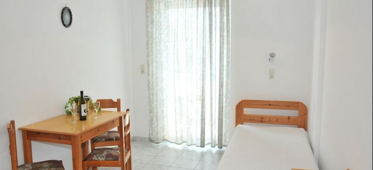 Hotel YIANNIS APARTMENTS