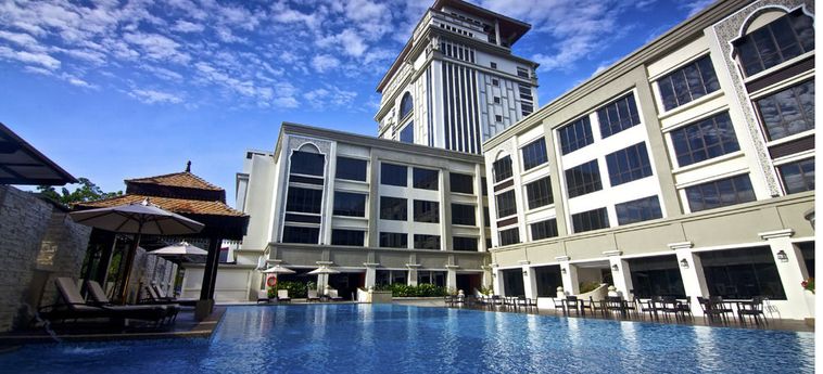 Hotel Perdana Beach Resort  :  KOTA BHARU