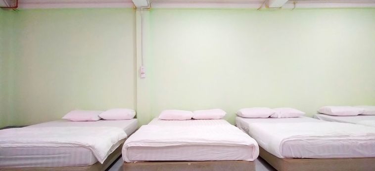 Hotel Spot On 89939 Platinum Inn Kota Bharu: Foto 