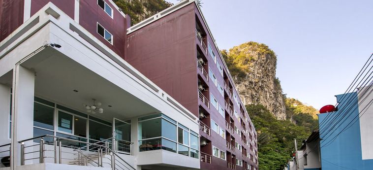 Hotel Ao Nang Mountain View:  KRABI