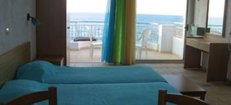 Hotel Romantica Beach Villas:  KRETA