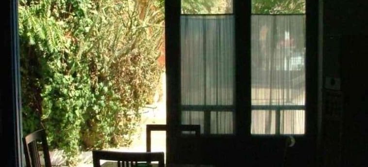Hotel Villa Kynthia:  KRETA