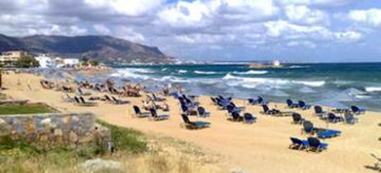 Pyrgos Beach Apartments:  KRETA