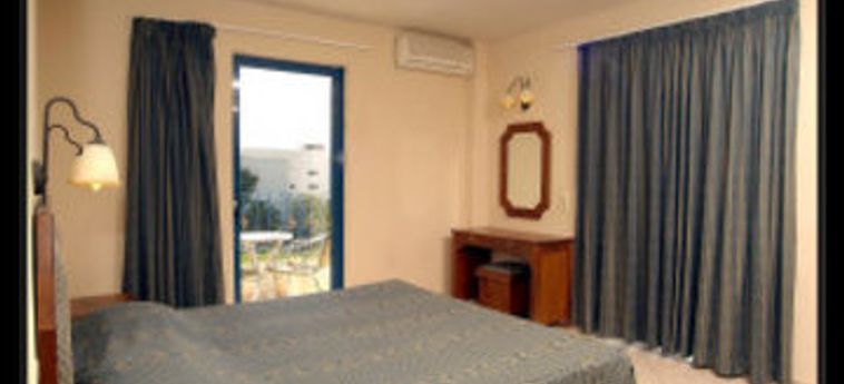 Manos Maria Hotel Apartments:  KRETA