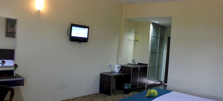 Hotel Quinara Al Safir Resort:  KUALA TERENGGANU