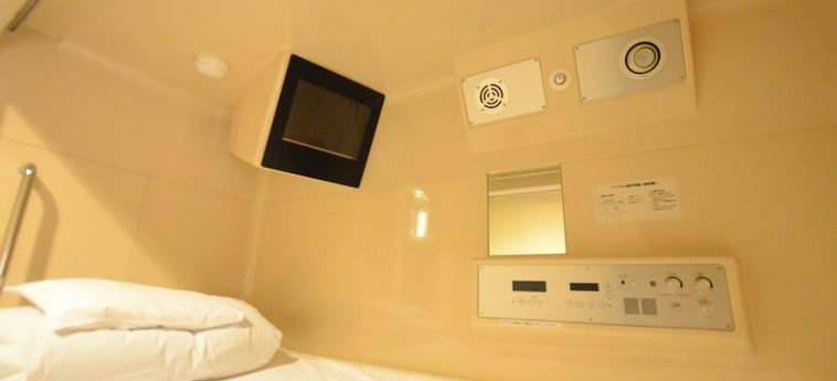 Kumamoto Capsule Hotel - Hostel, Caters To Men Kumamoto - Kumamoto Prefecture: Foto 