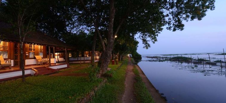 Hotel Coconut Lagoon:  KUMARAKOM