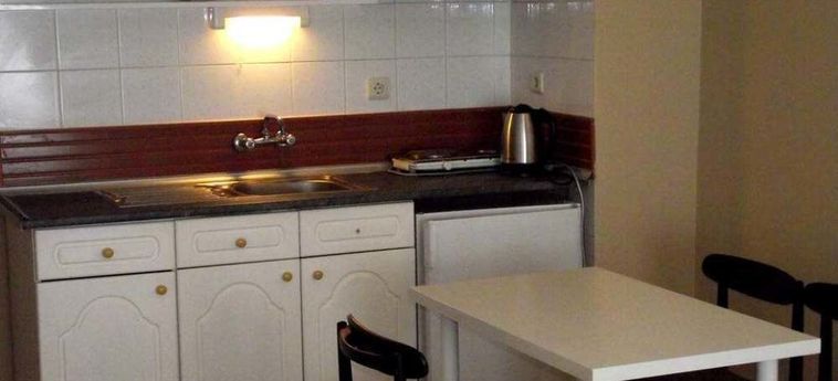 Hotel Akman Apart :  KUSADASI