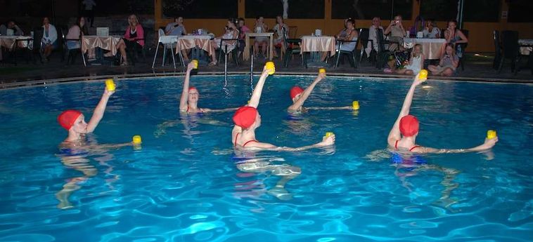 Hotel Tuntas Family Suites Kusadasi Kusadasi: Foto 