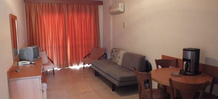 Hotel Tuntas Family Suites Kusadasi Kusadasi: Foto 