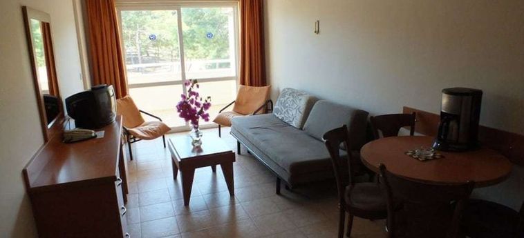 Hotel Tuntas Family Suites Kusadasi Kusadasi: Foto 