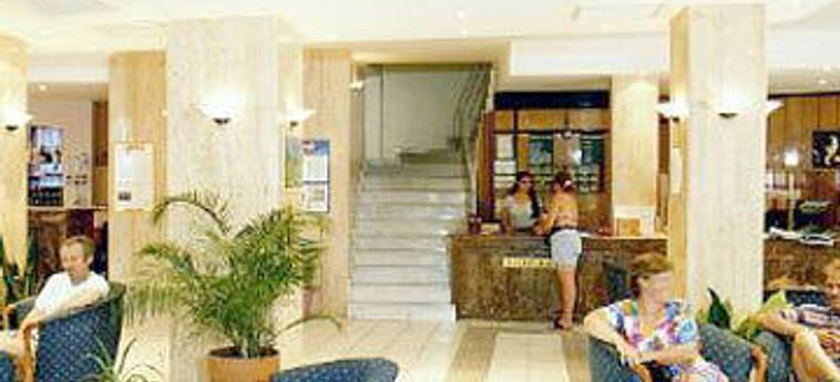 Hotel Akdeniz Apart:  KUSADASI